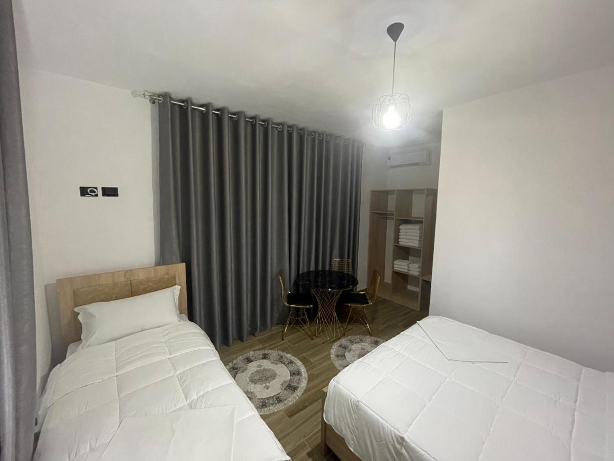 Široka Four Generation Hotel المظهر الخارجي الصورة