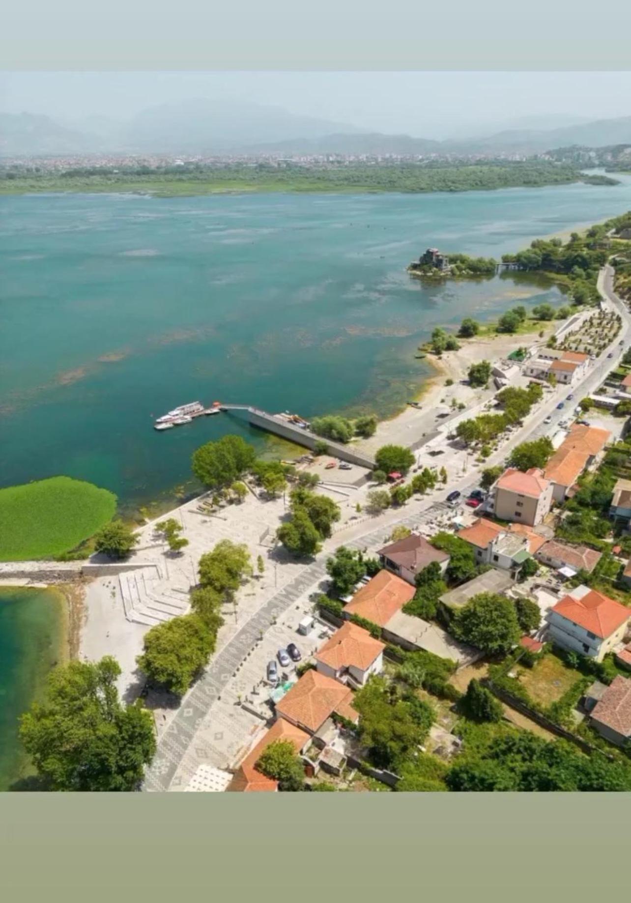 Široka Four Generation Hotel المظهر الخارجي الصورة