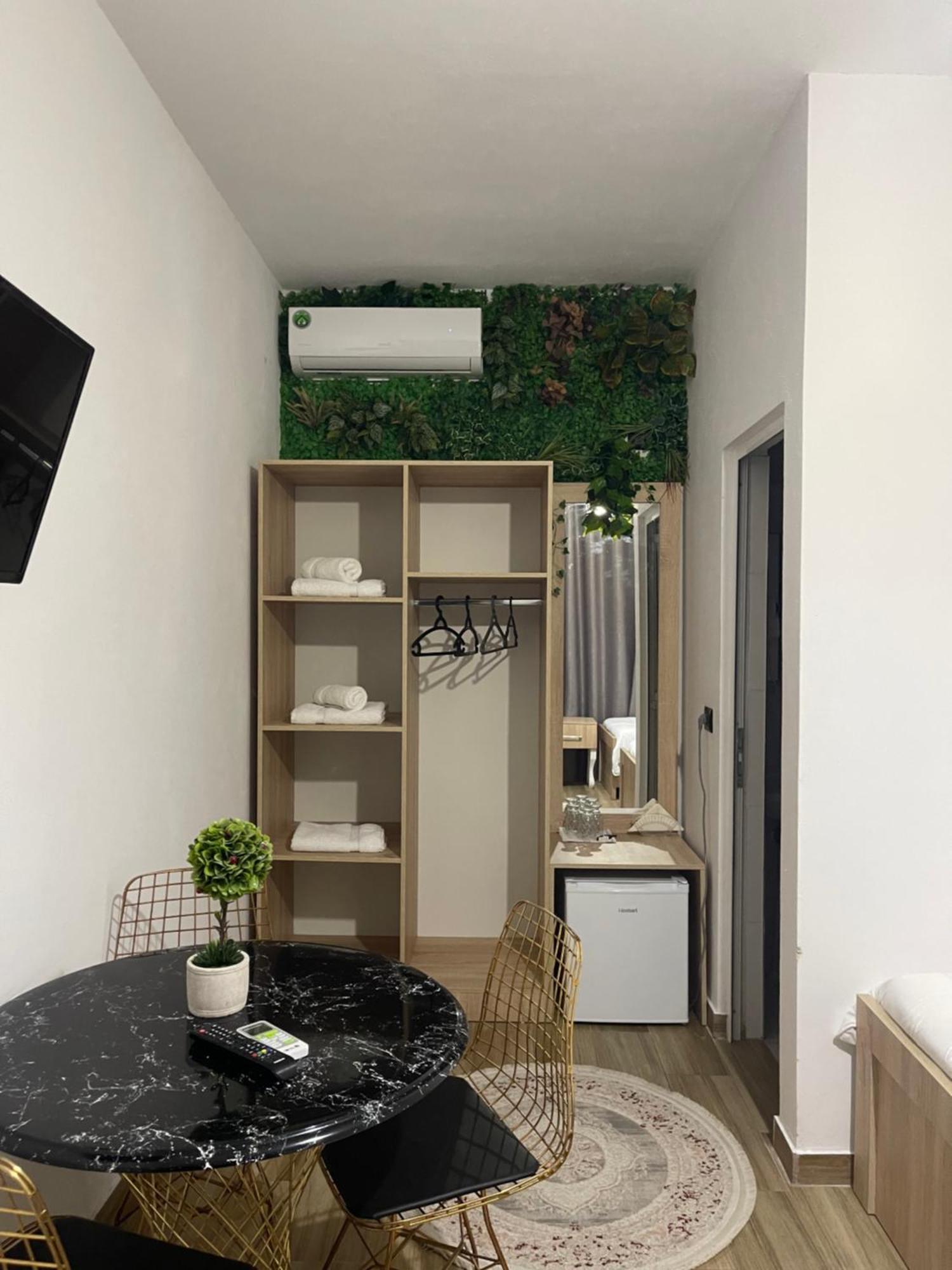Široka Four Generation Hotel المظهر الخارجي الصورة